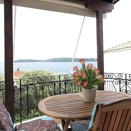 Apartment Spyros Perigiali Nydri (Lefkada)